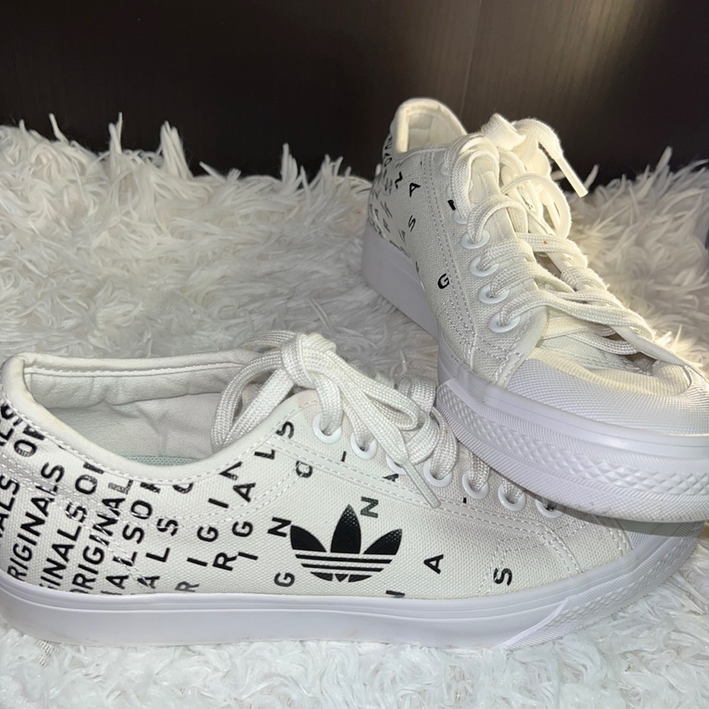 adidas 3 riemen the brand with the 3 stripes